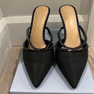 Antonio Melani Black Sling back heels